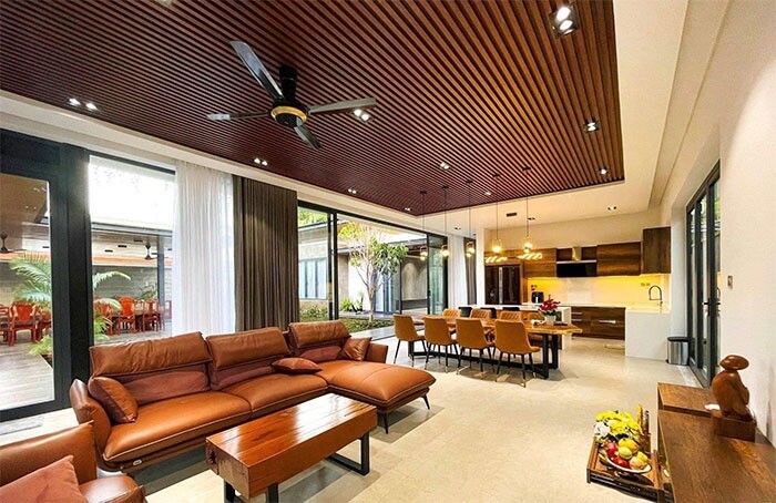 Trần nhựa lam sóng giật cấp hiện đại