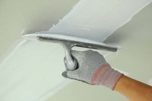 Cách xử lý trần thạch cao bị nứt hiệu quả, bền đẹp như mới