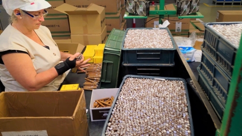 Mini Cigar: Tận Dụng Vụn Thừa Hay Là Một Dòng Xì Gà Riêng Biệt?