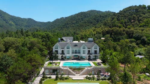 Nghệ thuật thưởng thức nhịp sống chậm - Một ngày trọn vẹn tại Villa The Legend Sóc Sơn